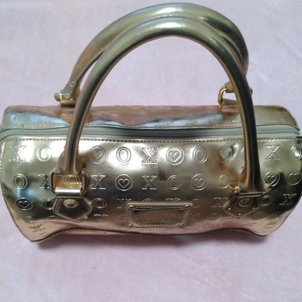 Classy gold shoulder/ handbag